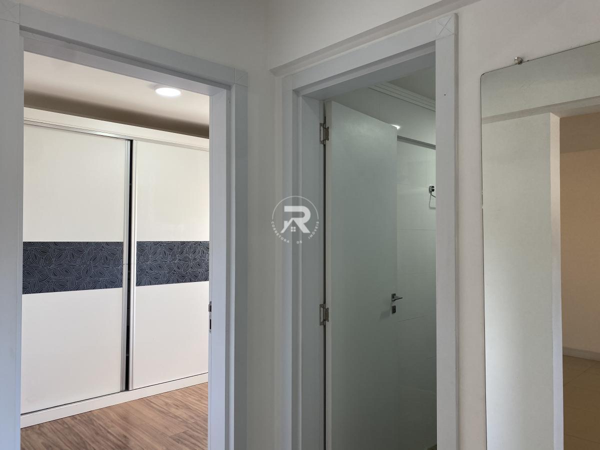 Corredor de acesso rea ntima