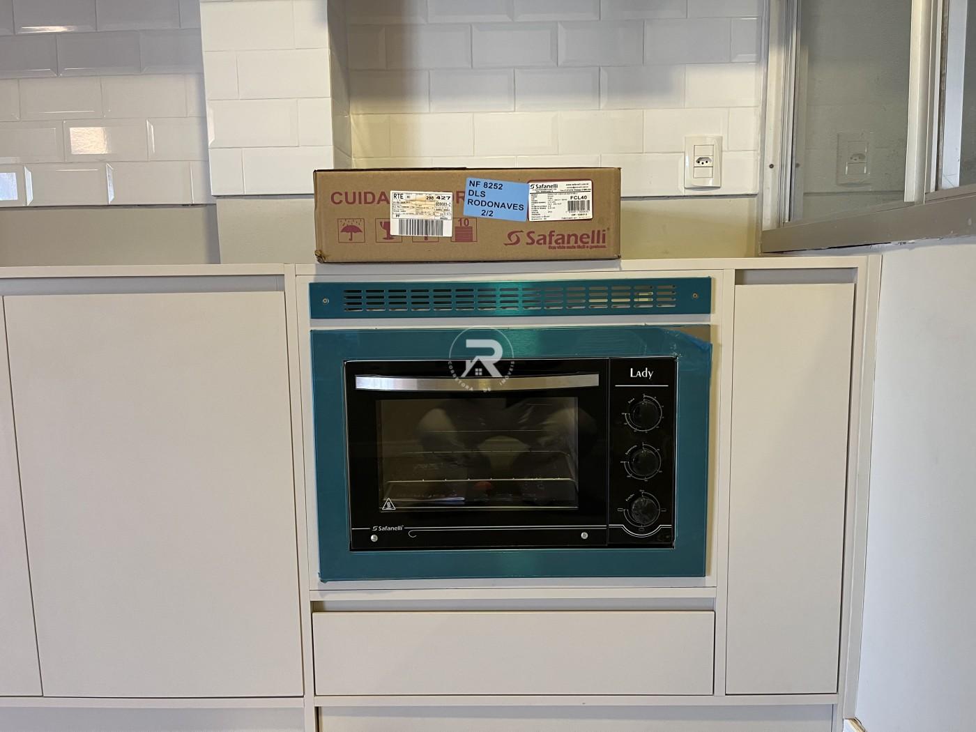 Forno, cooktop e coifa